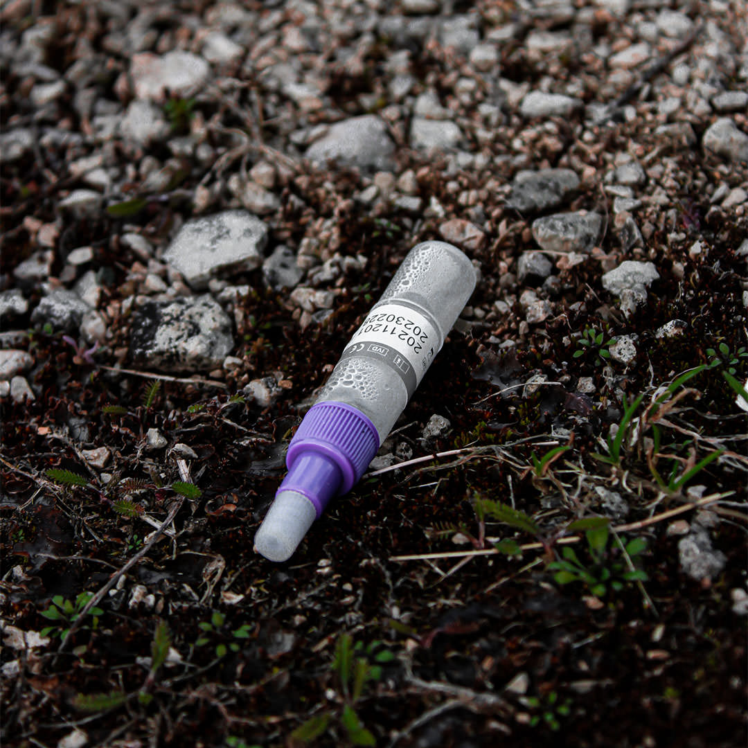 Blumen statt Schrott - hicup - Müllfoto